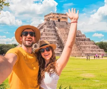 Tour a Chichén Itzá: Excursión Especial con Cenote